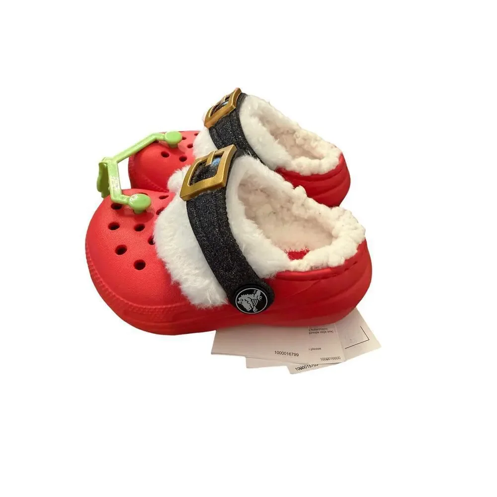 CROCS ho featuring